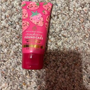 Bath & Body Works Strawberry Poundcake Body Cream - Pink and Green